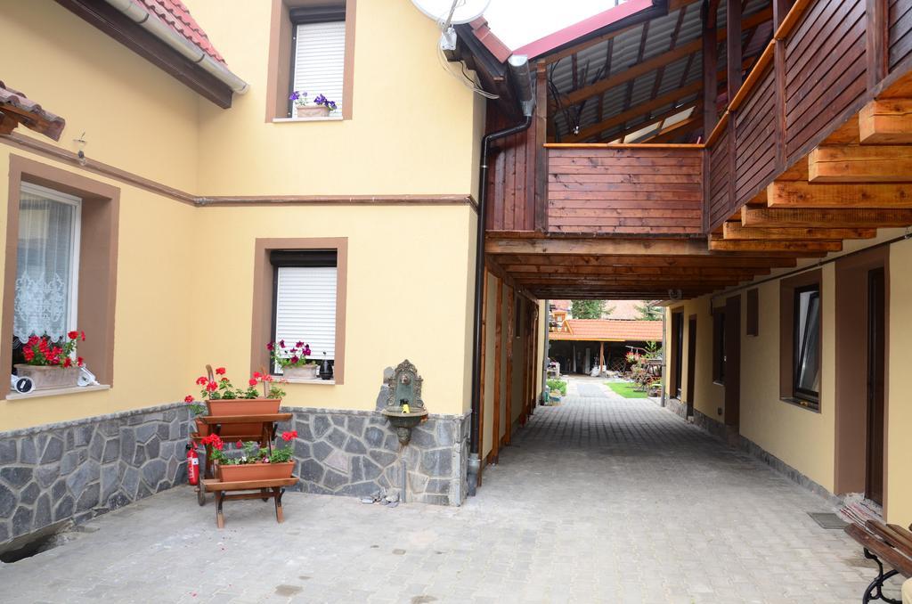 锡吉什瓦拉 奥蒂莉亚旅馆酒店 外观 照片